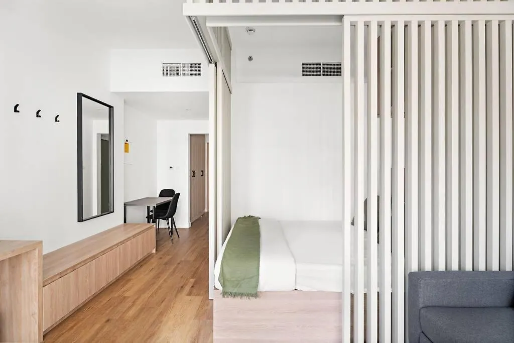Renovated Studio Next To Dubai Mall & Burj Khalifa联系方式